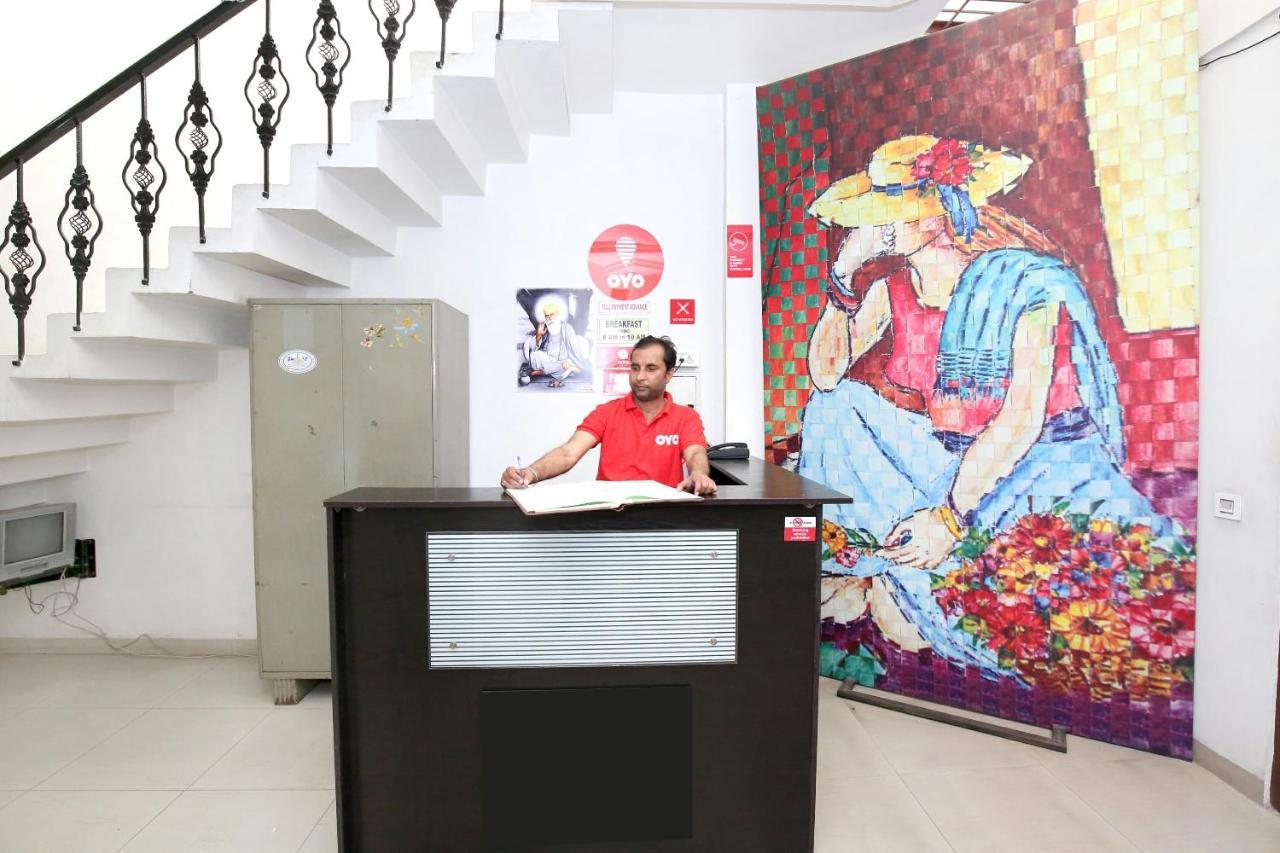Oyo 8105 Royale Guest House Ludhiana Extérieur photo